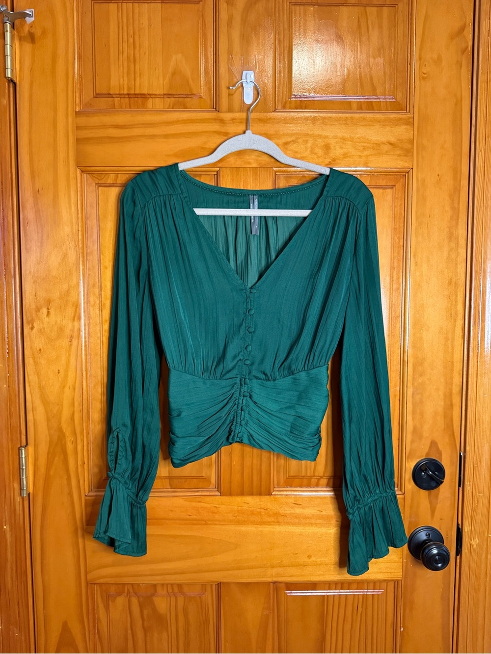 Anthropologie Flowy Satin Long Sleeve Green Blouse Size Medium $98 - Picture 3 of 9